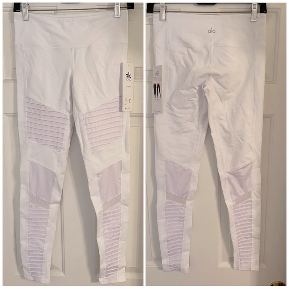 BNWT ALO Yoga moto pant, size Small - Picture 1 of 3